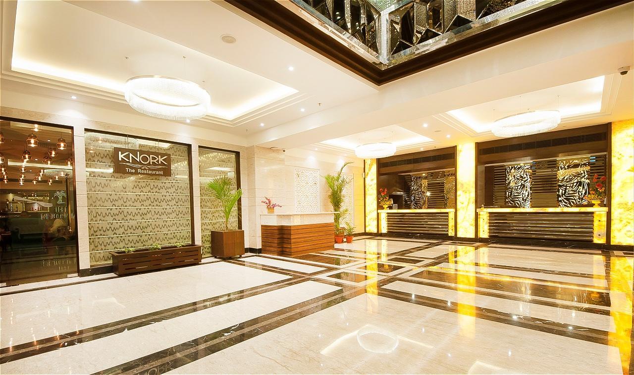 Hotel The Palm Court Ludhiana Exterior foto