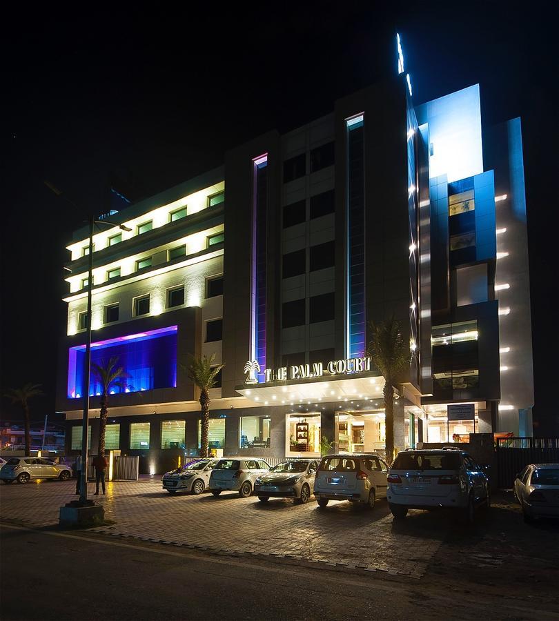 Hotel The Palm Court Ludhiana Exterior foto